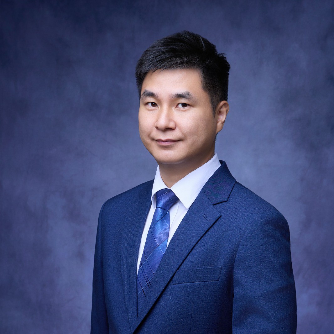 Kerr POON, Director, Family Office Division